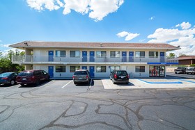 Motel 6 Pueblo I 25