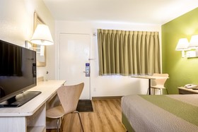 Motel 6 Pueblo I 25