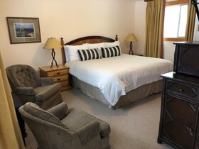 Redstone Cliffs Lodge