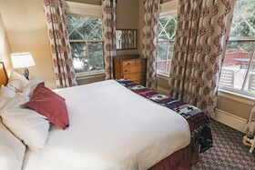 The Redstone Inn