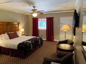 The Redstone Inn