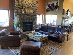 Ridgway Lodge and Star Saloon