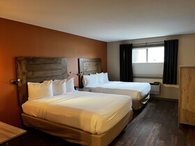 Ridgway Lodge and Star Saloon