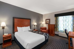 La Quinta Inn & Suites by Wyndham Rifle