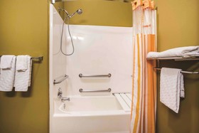 La Quinta Inn & Suites by Wyndham Rifle