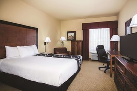 La Quinta Inn & Suites by Wyndham Rifle