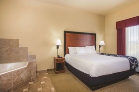 La Quinta Inn & Suites by Wyndham Rifle