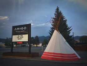Amigo Motor Lodge
