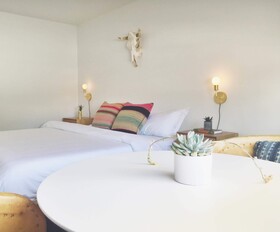 Amigo Motor Lodge