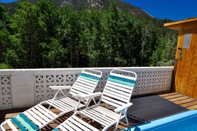 Monarch Mountain Lodge