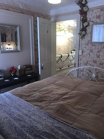 The Historic Windsor Hotel Bed & Breakfast