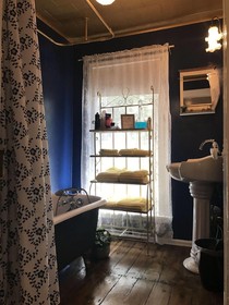 The Historic Windsor Hotel Bed & Breakfast