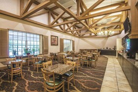 La Quinta Inn & Suites by Wyndham Silverthorne - Summit Co