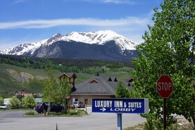 Luxury Inn and Suites