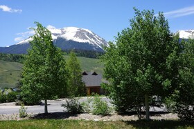 Luxury Inn and Suites