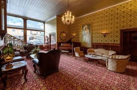 Grand Imperial Hotel