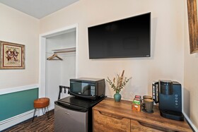 The Bent Elbow Hotel