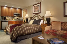 Capitol Peak Lodge Condominiums