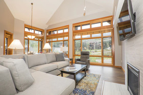 Capitol Peak Lodge Condominiums