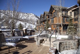 Capitol Peak Lodge Condominiums