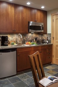 Capitol Peak Lodge Condominiums