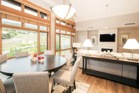Capitol Peak Lodge Condominiums