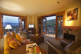 Capitol Peak Lodge Condominiums