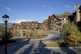 Capitol Peak Lodge Condominiums