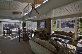 Pokolodi Lodge