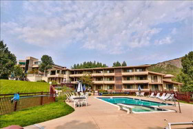 Pokolodi Lodge