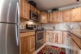Seasons Four by Snowmass Vacations
