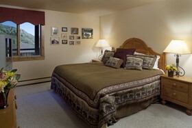 Shadowbrook Condominiums