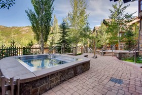 Snowmass Mountain Lodging