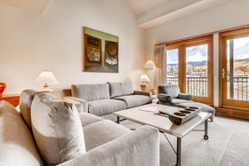 Woodrun Place, a Destination by Hyatt Residence