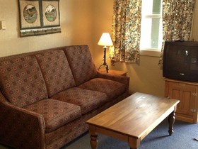 Foothills Lodge and Cabins