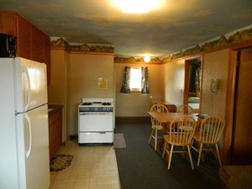 Foothills Lodge and Cabins