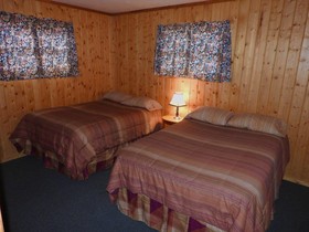 Foothills Lodge and Cabins