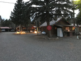 Grandview Cabins & RV Resort
