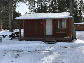 Grandview Cabins & RV Resort