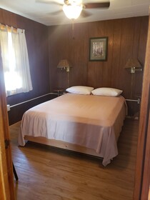 Lazy Bear Cabin