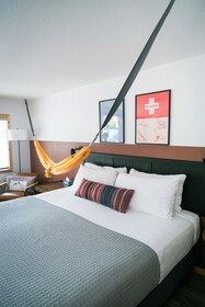 LOGE Wolf Creek