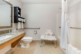 Quality Inn & Suites