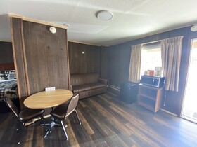 Rainbow Lodge