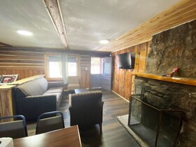 Rainbow Lodge