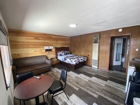 Rainbow Lodge