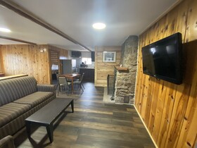 Rainbow Lodge