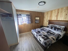 Rainbow Lodge