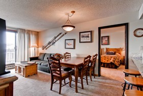 Bronze Tree Condominiums