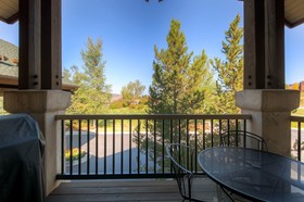 EagleRidge Lodge & Townhomes