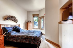 EagleRidge Lodge & Townhomes